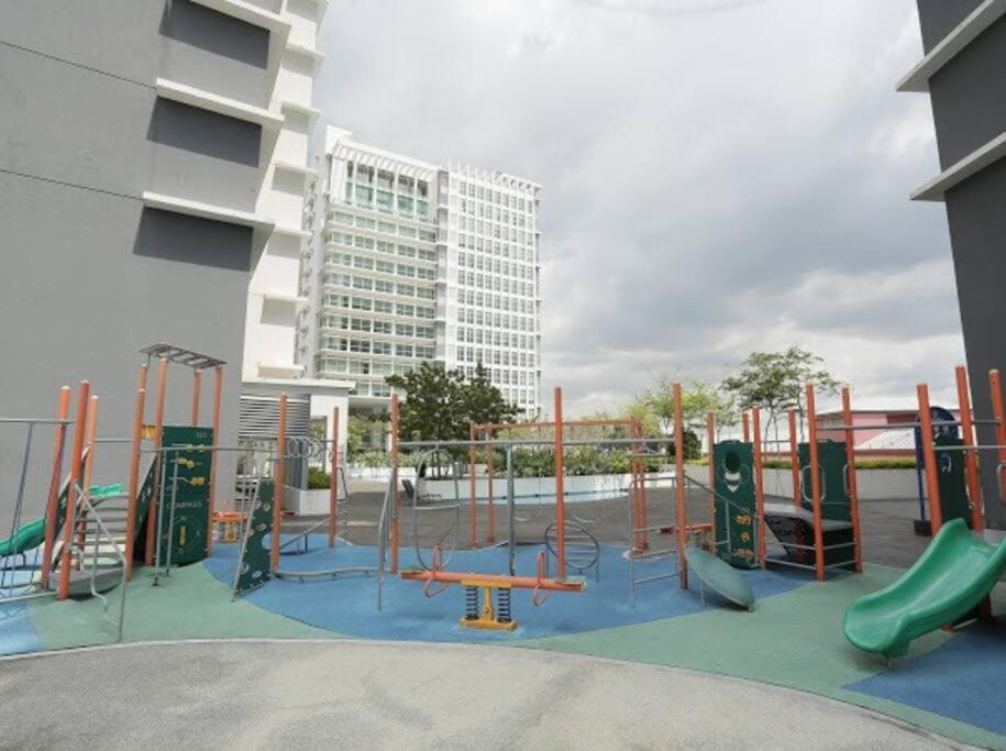 Homestay Ttdi Adina 710 Shah Alam,Sek 13,Msu,3Bedroooms Extérieur photo